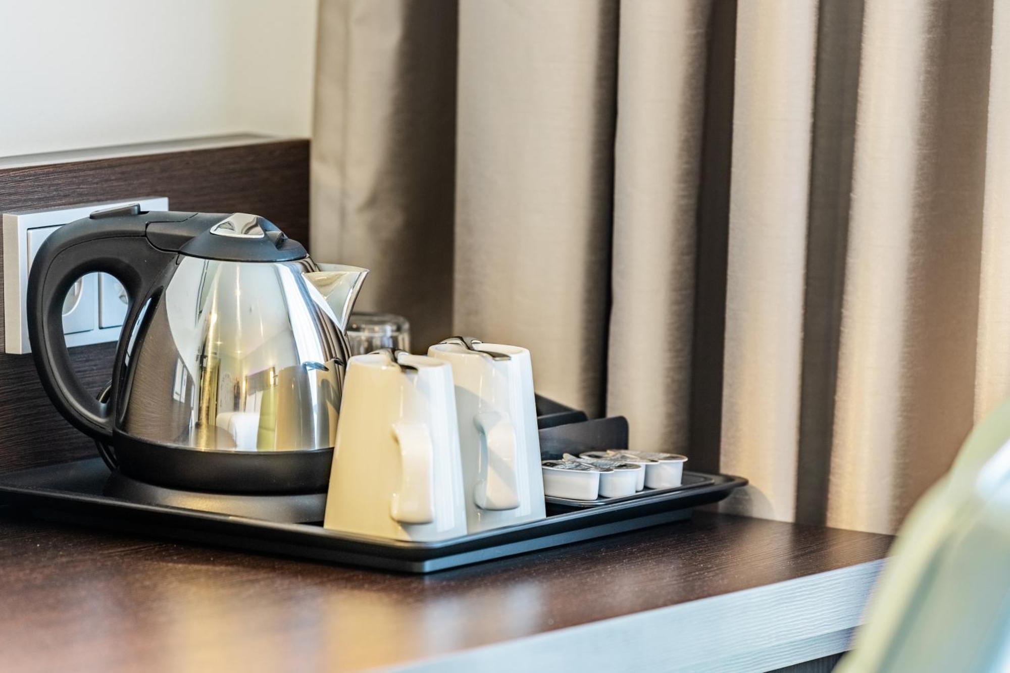 Premier Inn Berlin City Wilmersdorf Ngoại thất bức ảnh