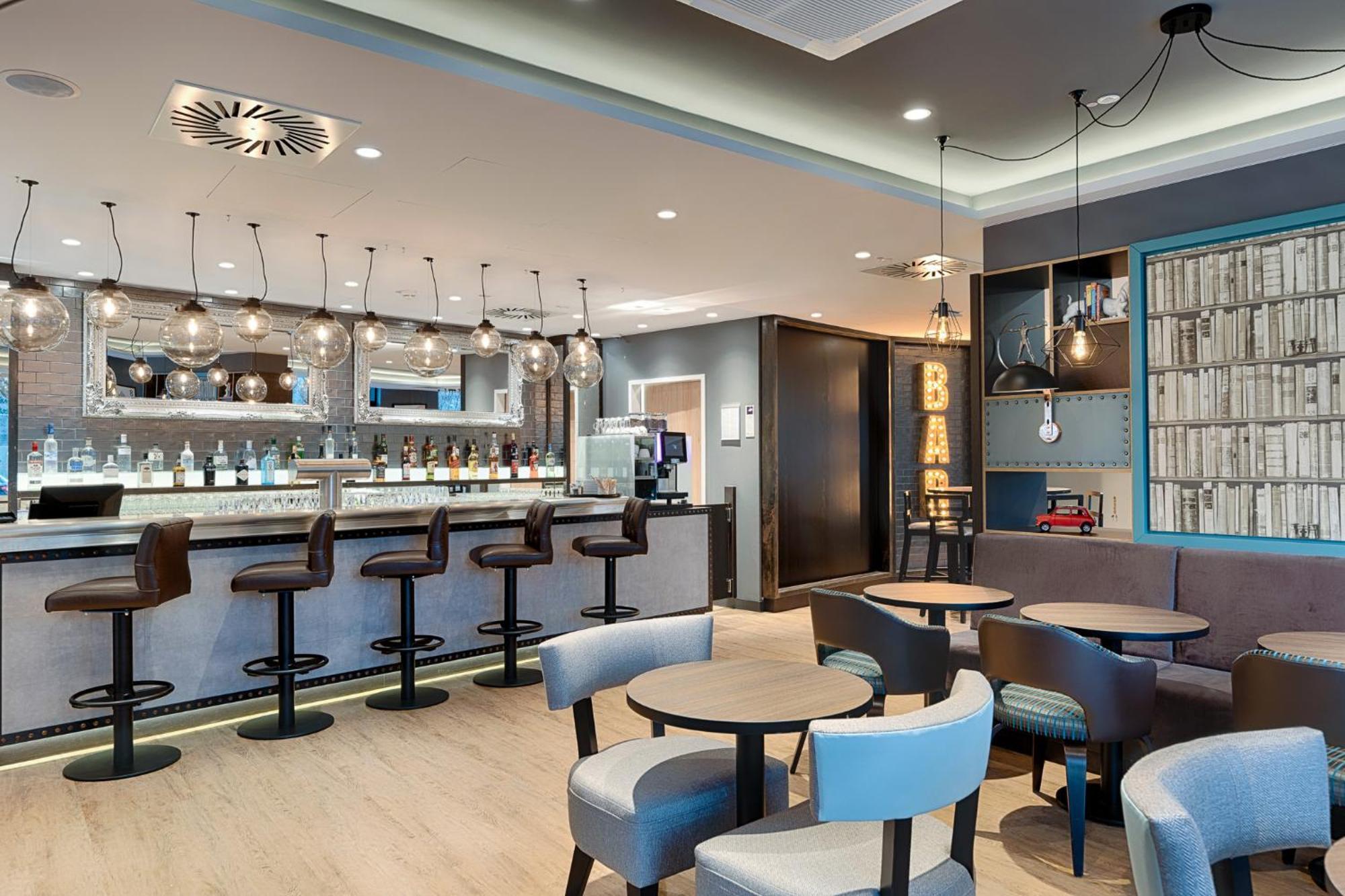 Premier Inn Berlin City Wilmersdorf Ngoại thất bức ảnh